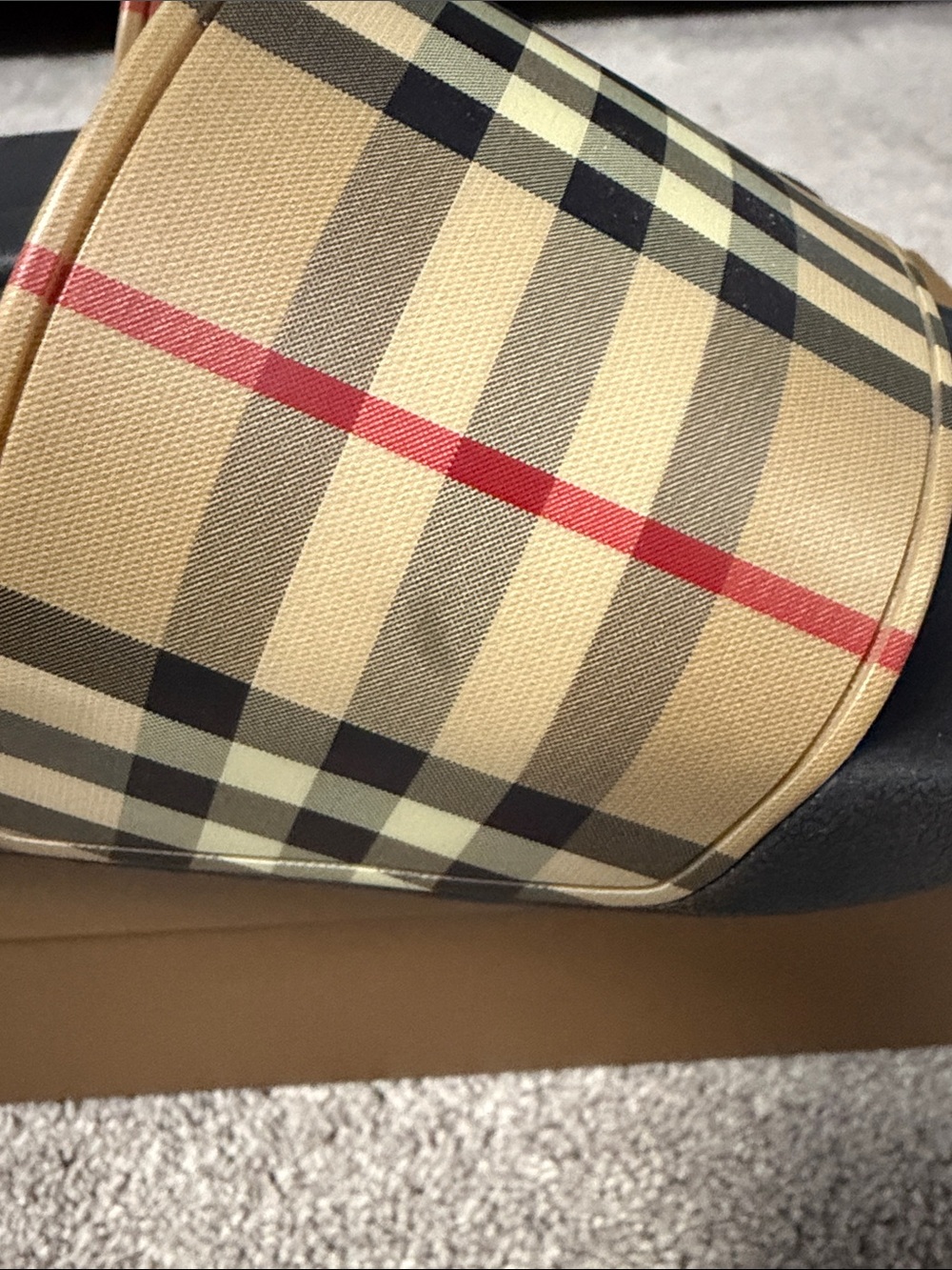 Burberry Slides - Picture 4 of 6